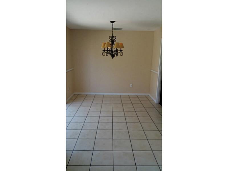 WINSTON PARK UNIT 4 - Residential Lease