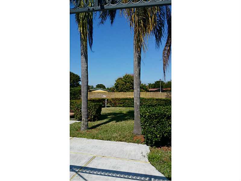 WINSTON PARK UNIT 4 - Residential Lease
