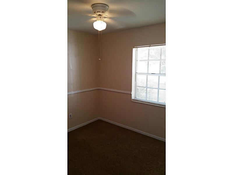 WINSTON PARK UNIT 4 - Residential Lease