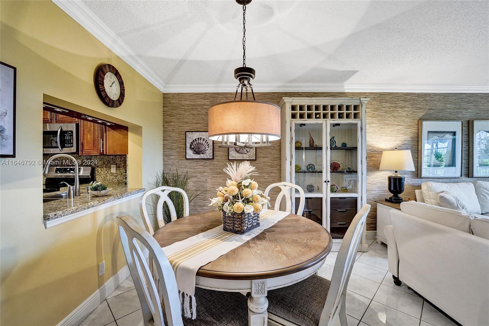 CYPRESS BEND CONDOMINIUM - Residential