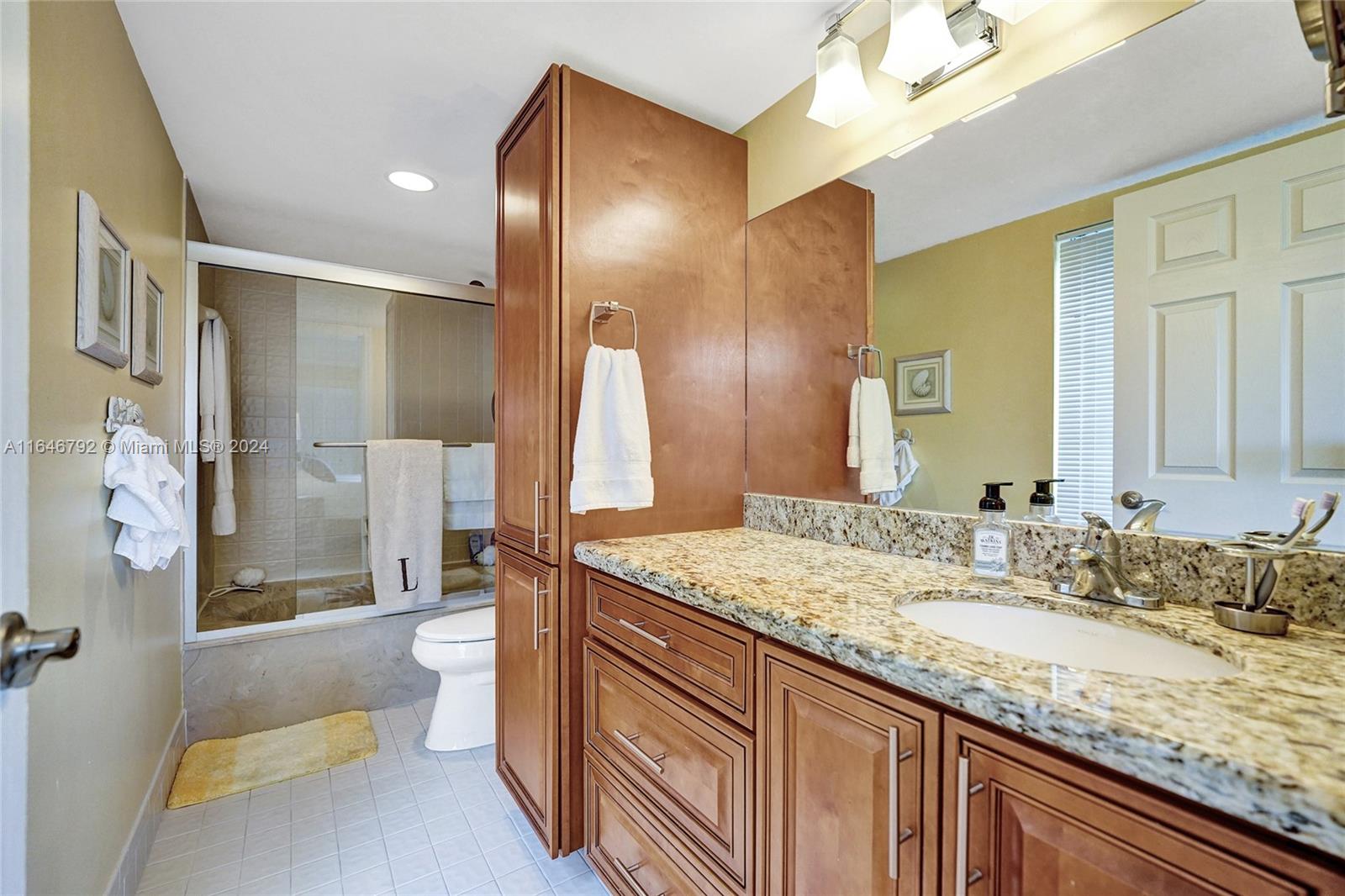 CYPRESS BEND CONDOMINIUM - Residential