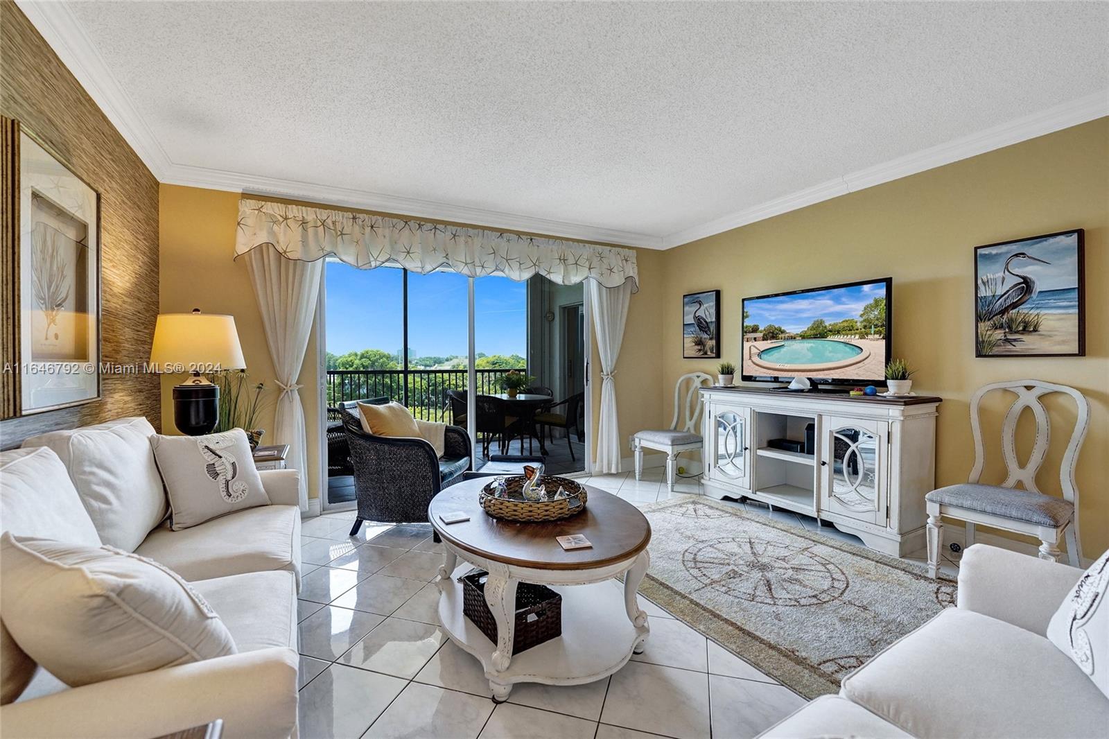 CYPRESS BEND CONDOMINIUM - Residential