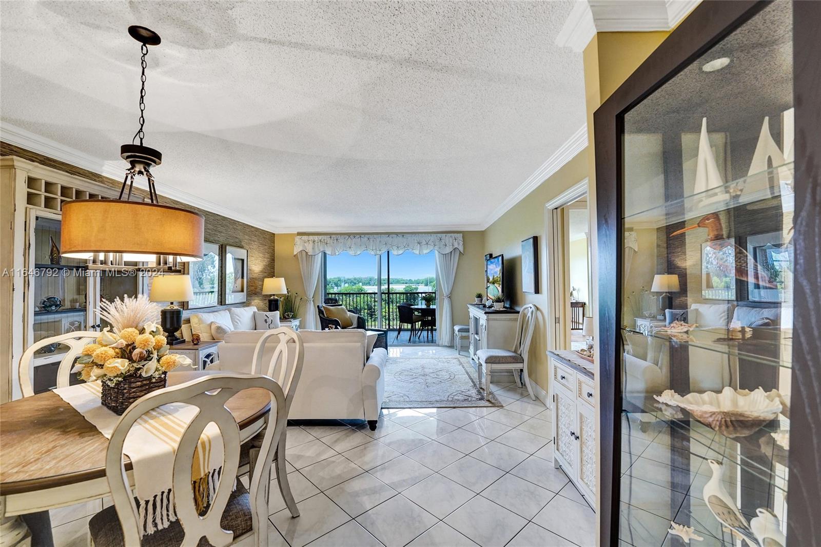 CYPRESS BEND CONDOMINIUM - Residential
