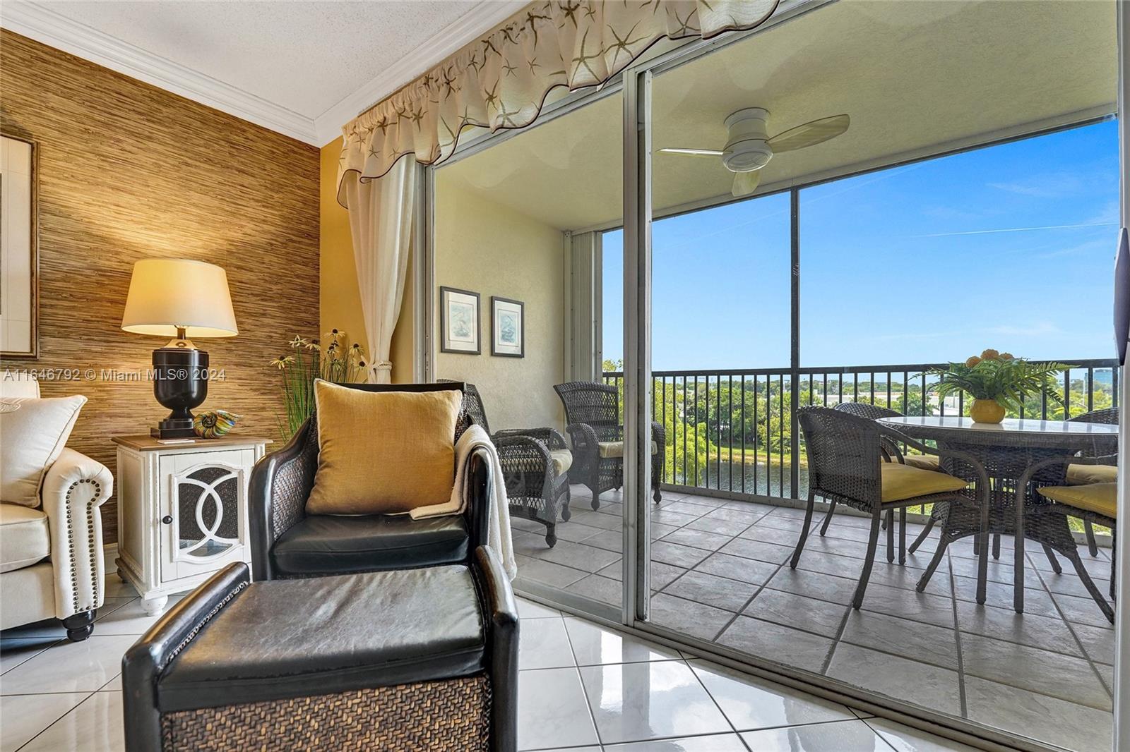 CYPRESS BEND CONDOMINIUM - Residential