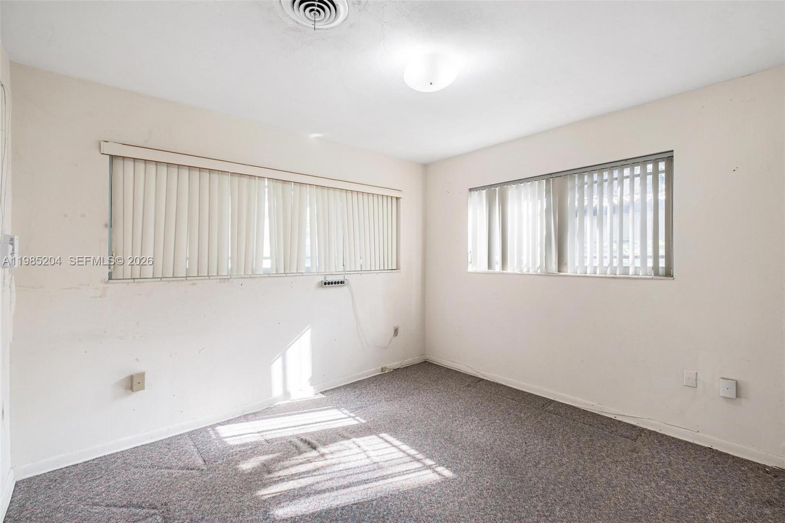 CORAL GABLES RIVIERA SEC - Residential