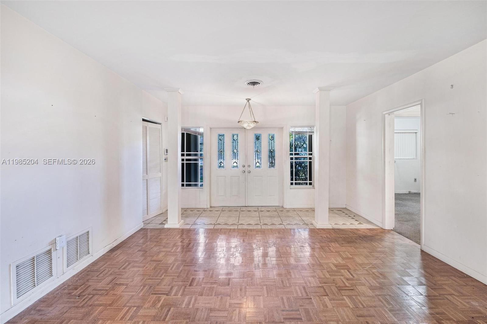 CORAL GABLES RIVIERA SEC - Residential