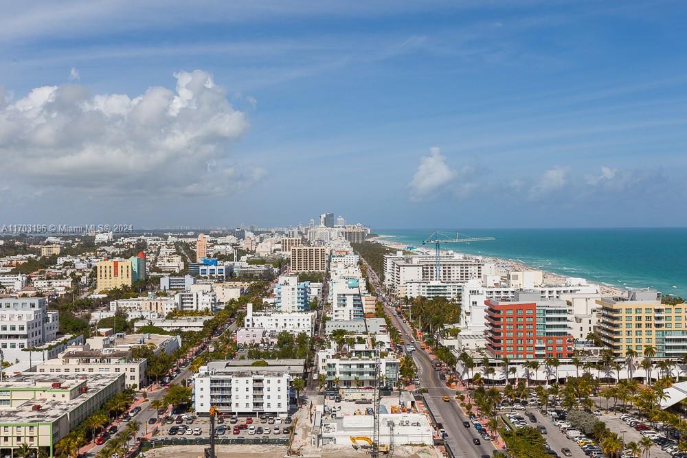 SOUTH POINTE TOWERS - Residential