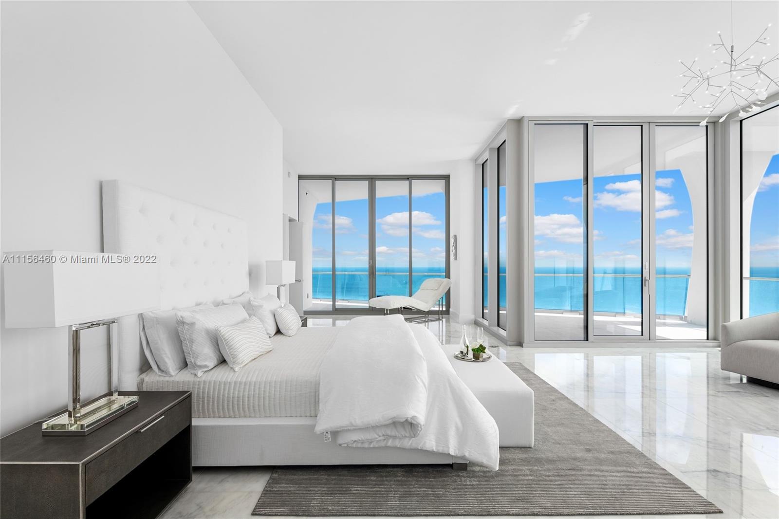 JADE SIGNATURE CONDO - Residential