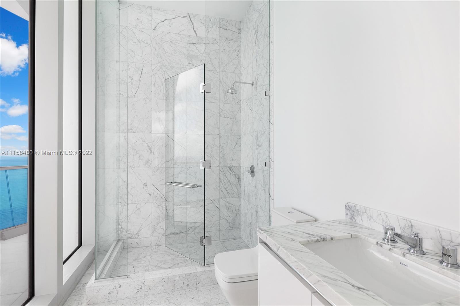 JADE SIGNATURE CONDO - Residential