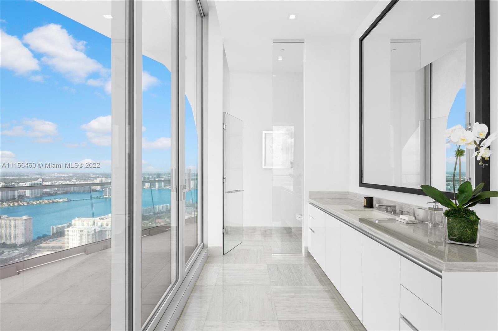 JADE SIGNATURE CONDO - Residential