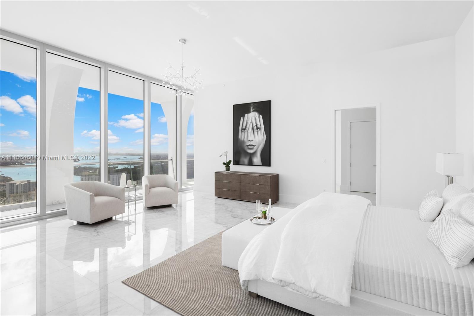 JADE SIGNATURE CONDO - Residential