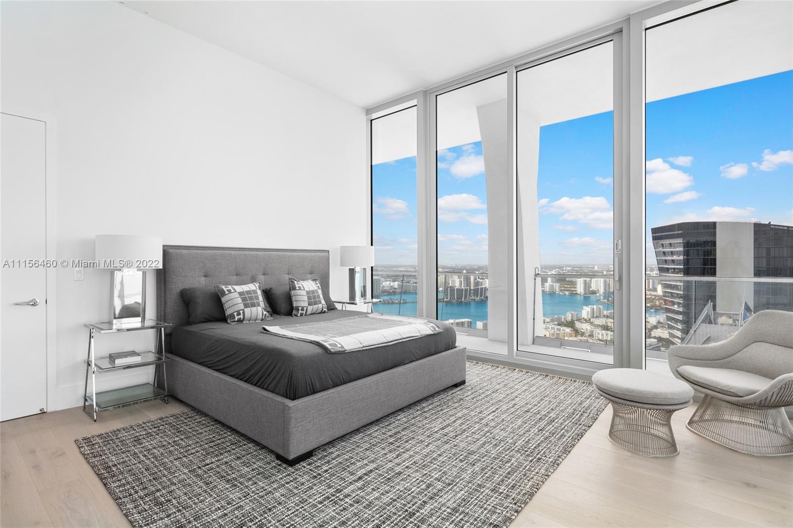 JADE SIGNATURE CONDO - Residential