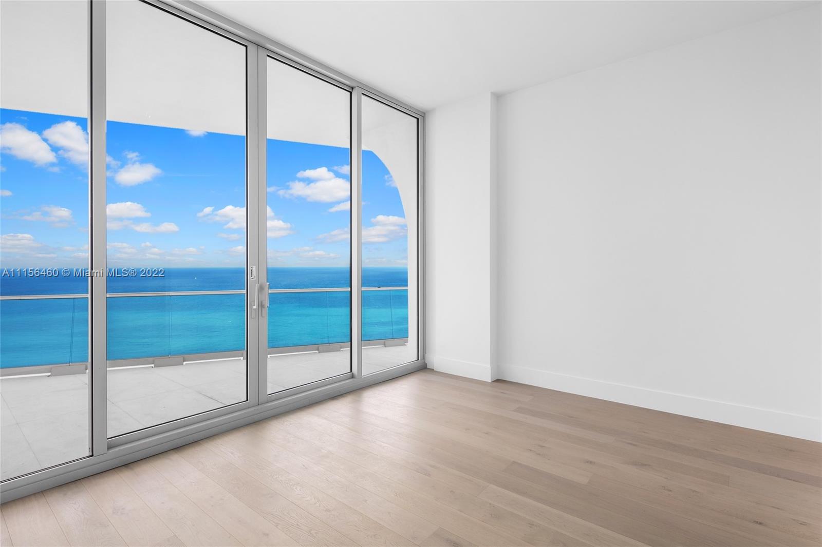 JADE SIGNATURE CONDO - Residential