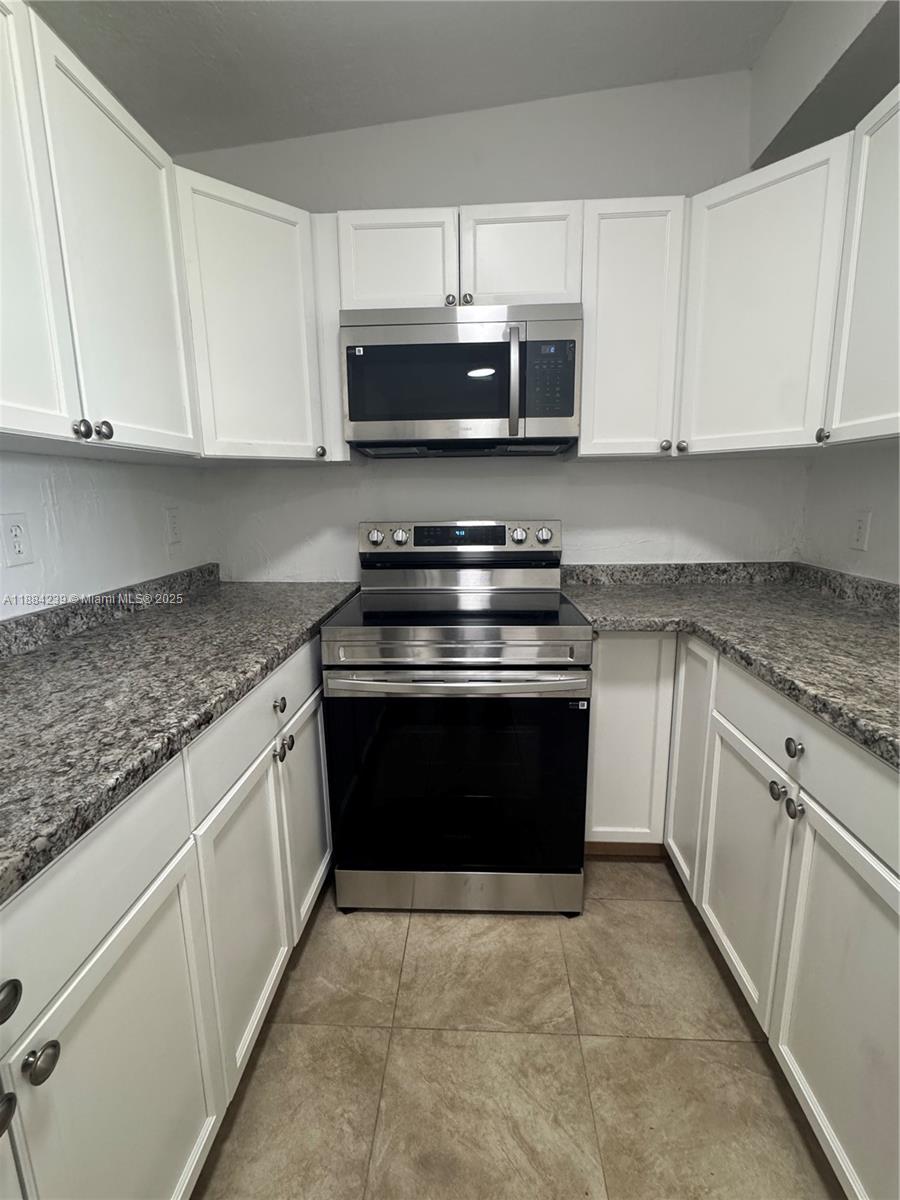 POMPANO BEACH HIGHLANDS 4 - Residential Lease