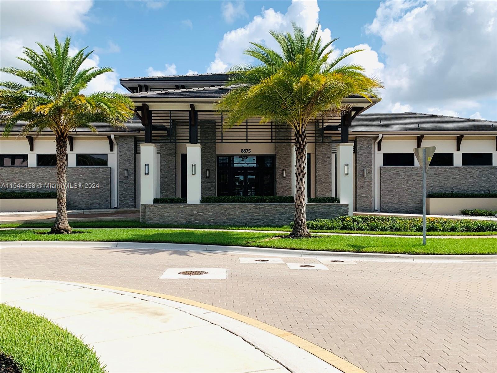 DUNNWOODY LAKE - Residential Lease