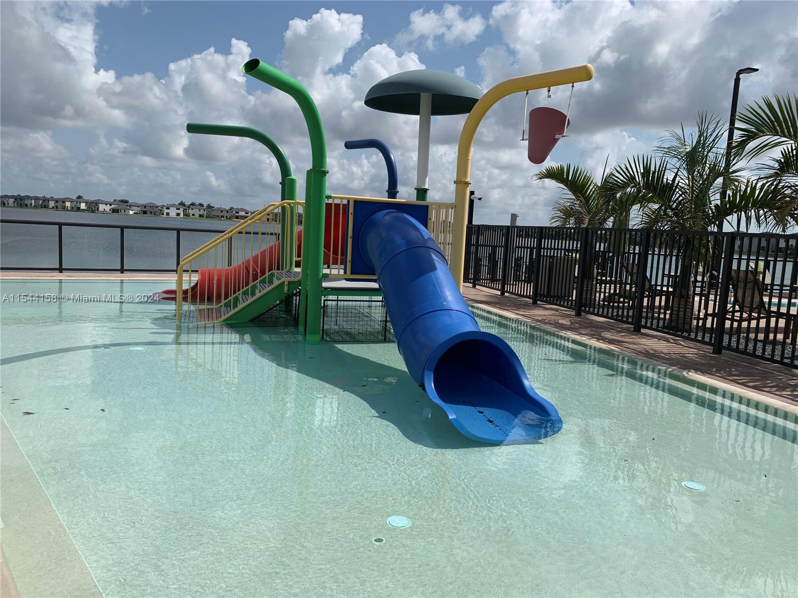 DUNNWOODY LAKE - Residential Lease