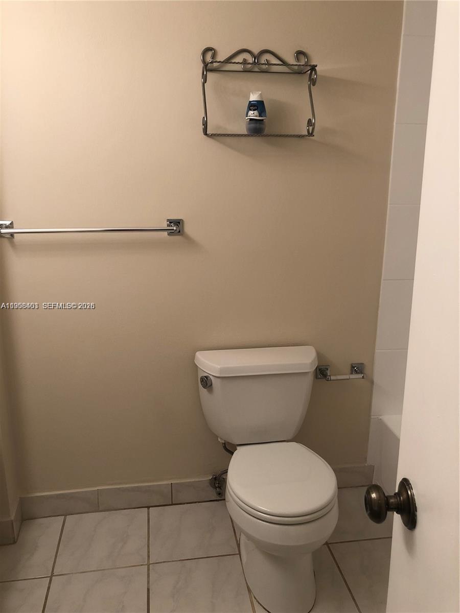 PINEBROOKE CONDO N - Residential