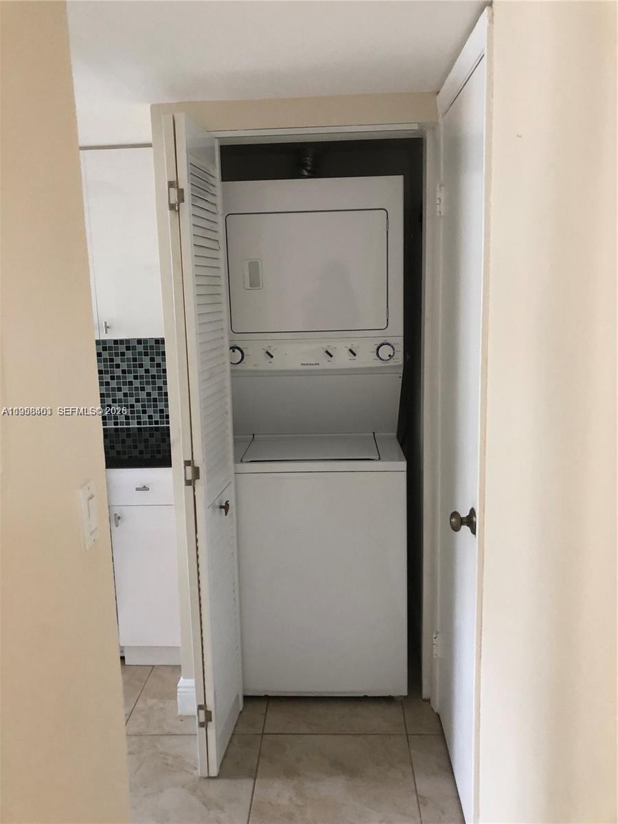 PINEBROOKE CONDO N - Residential