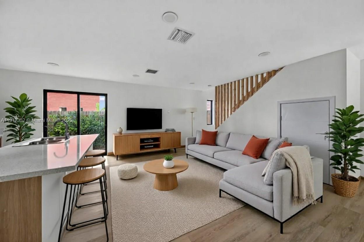 GREEN PARK SUB - Residential