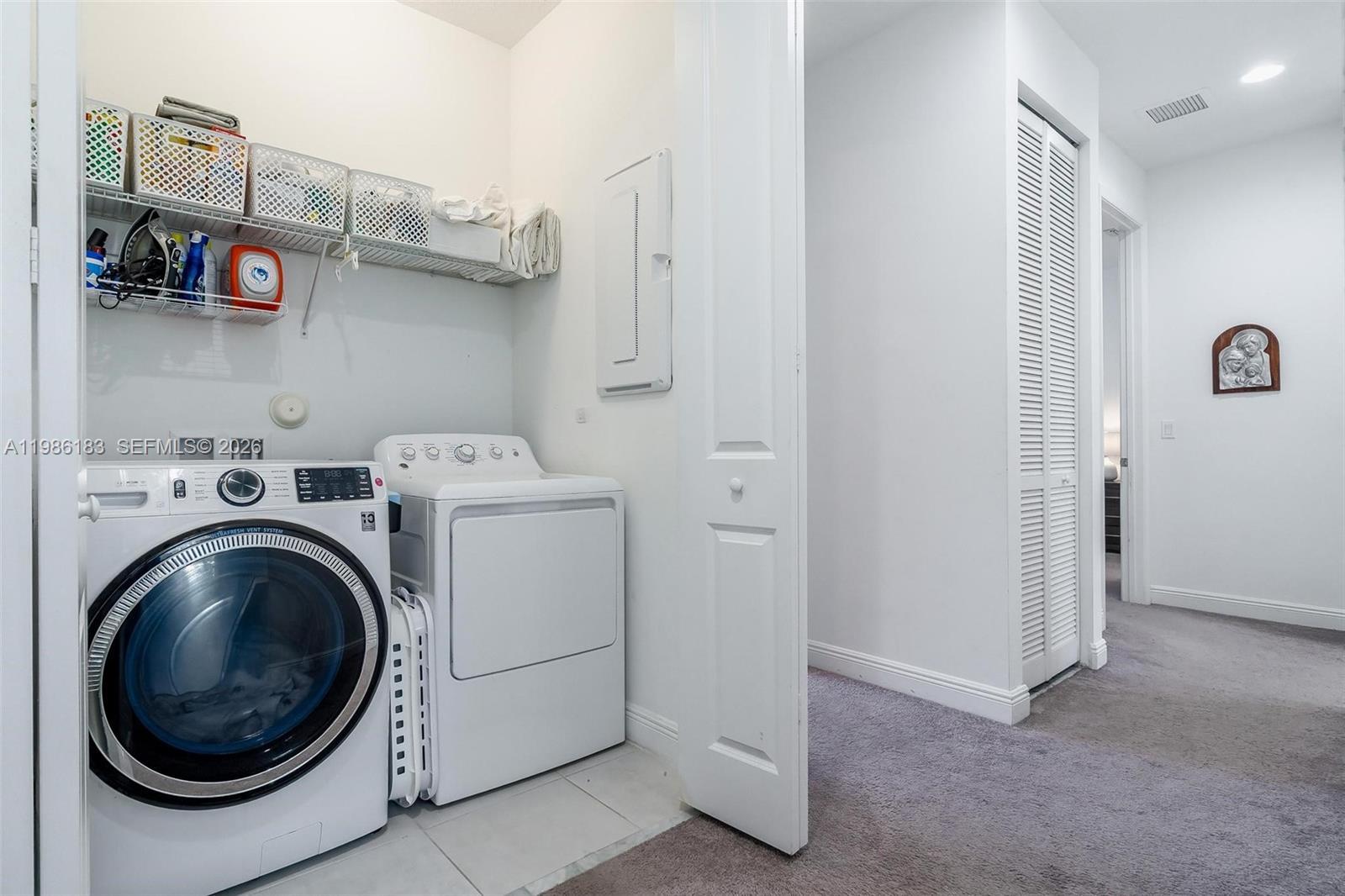 CT INDUSTRIAL PLAT - Residential Lease