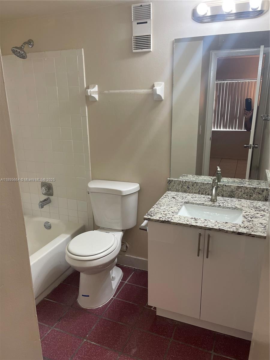 ORANGE TREE OF CORAL SPRI - Residential Lease