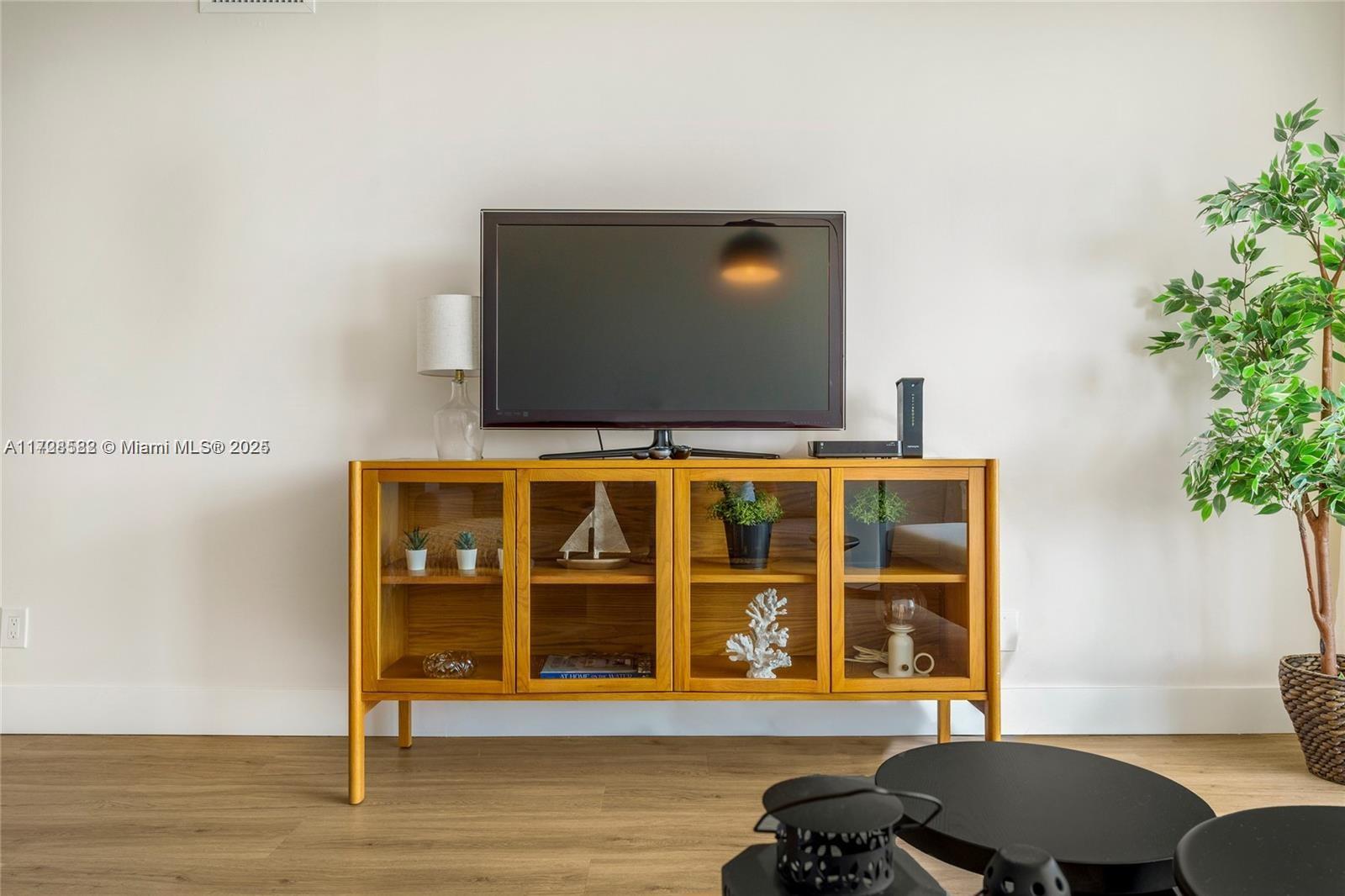 SEACOAST 5152 CONDO - Residential Lease