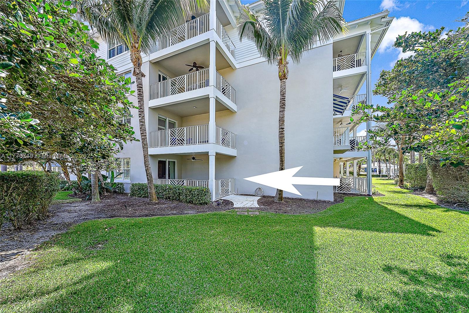 Bay Colony - Residential