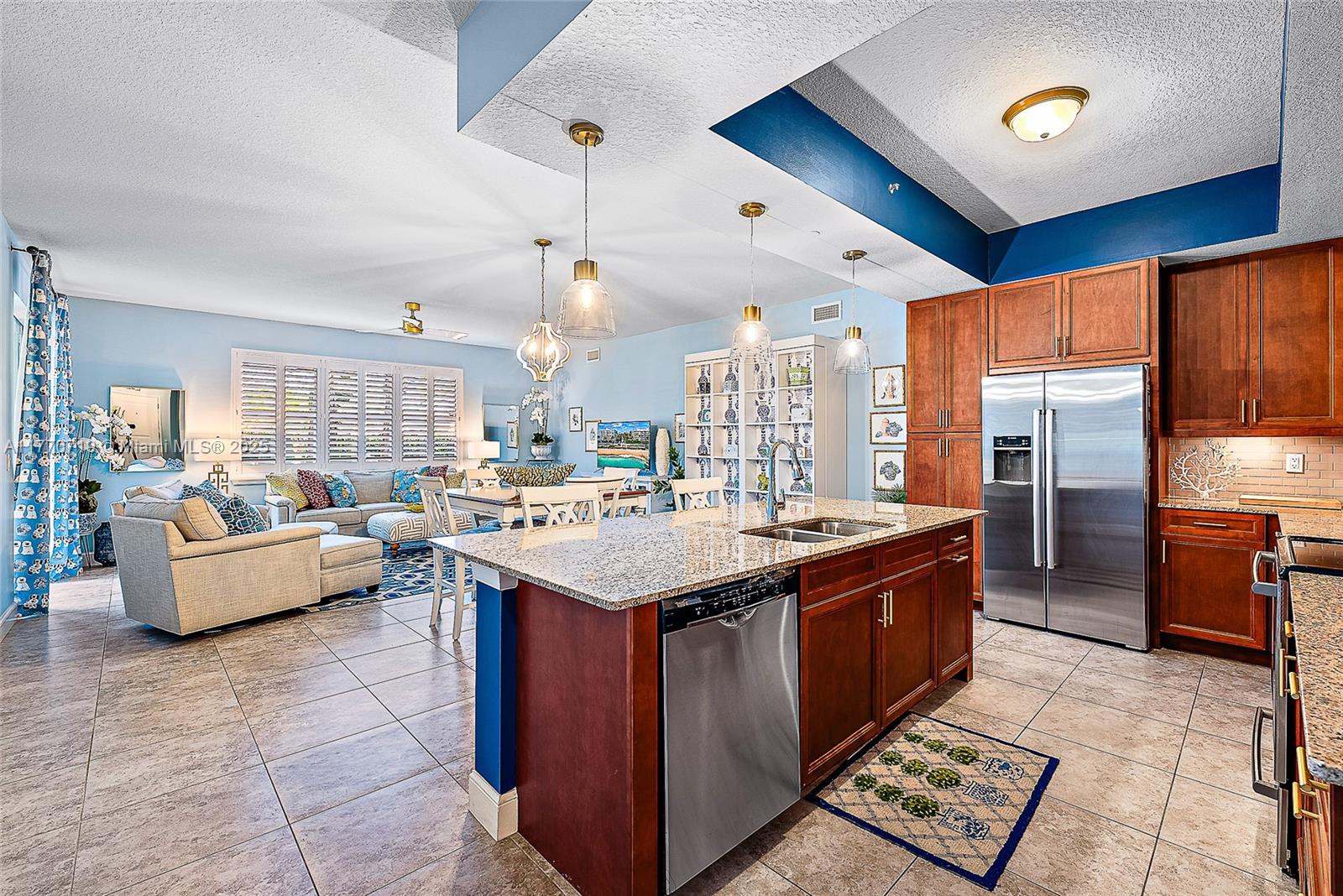 Bay Colony - Residential