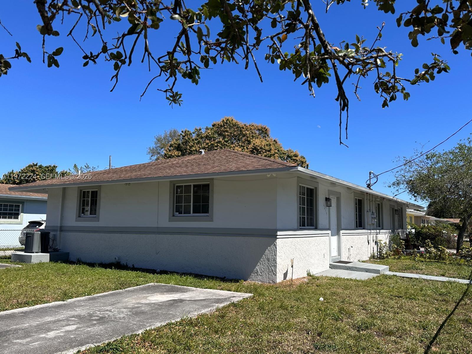 PYTHIAS PARK - Residential Lease