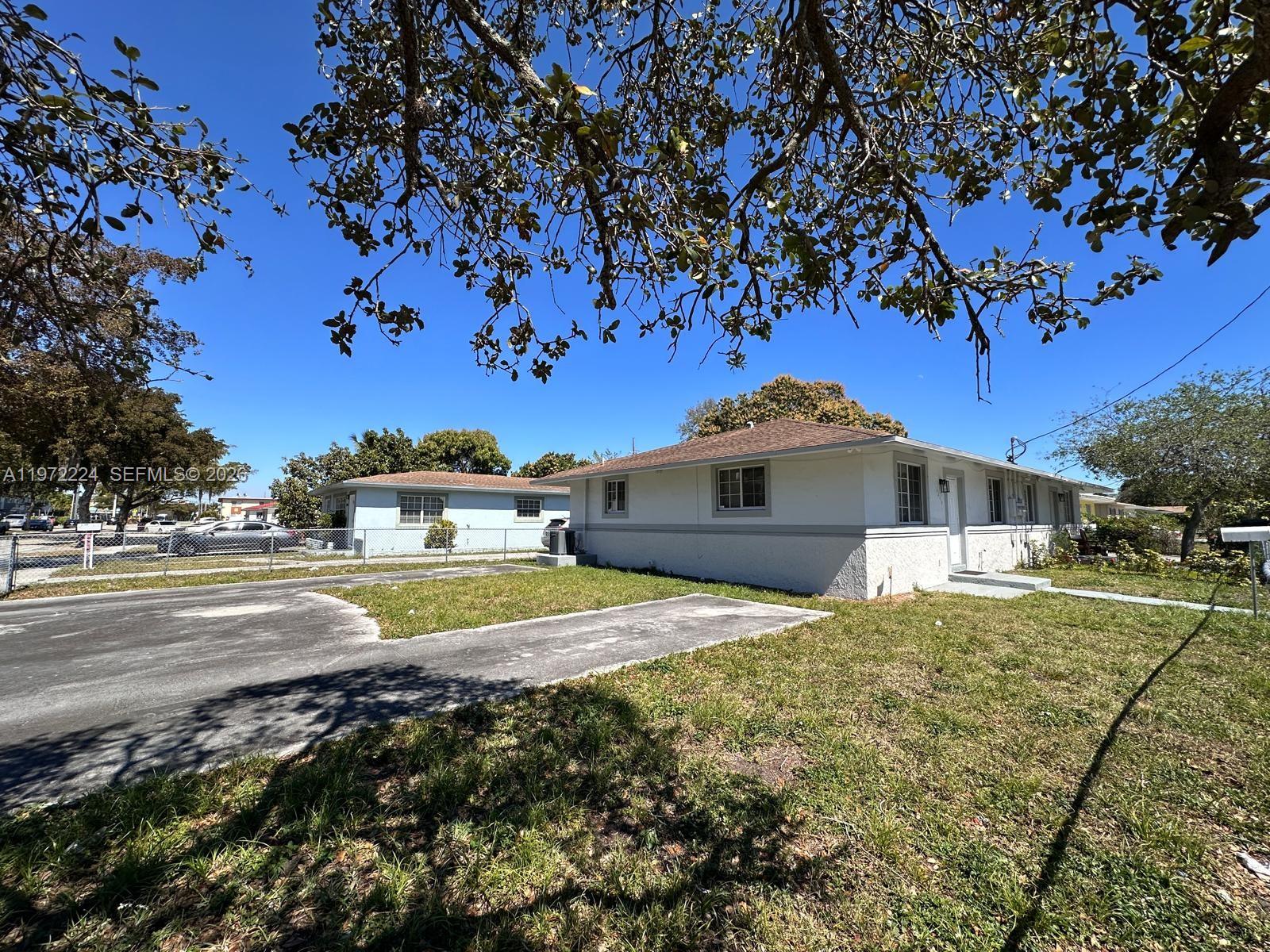 PYTHIAS PARK - Residential Lease