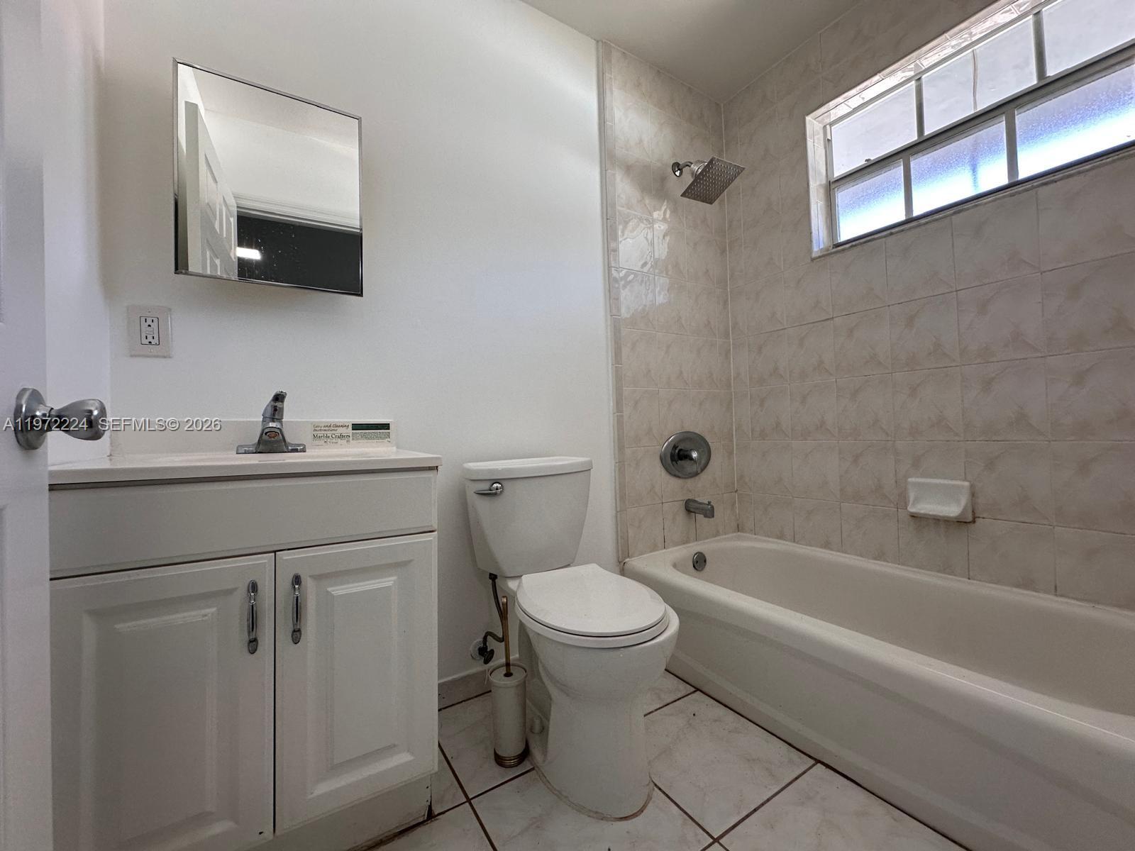 PYTHIAS PARK - Residential Lease