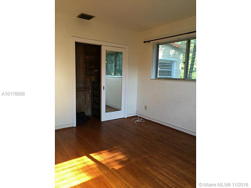 CORAL VILLAS REV - Residential