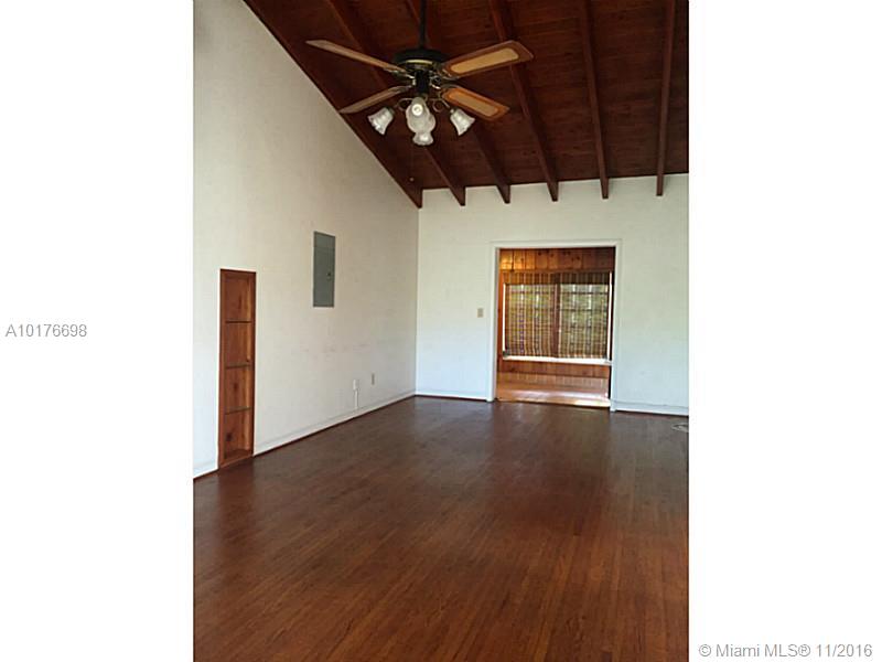 CORAL VILLAS REV - Residential