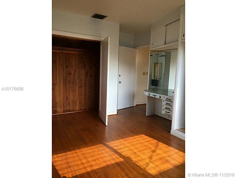 CORAL VILLAS REV - Residential