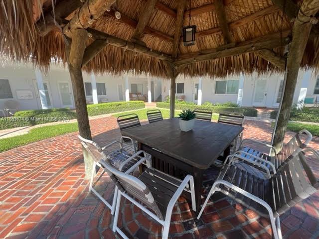 FRENCH LEAVE WEST CONDO - Residential Lease