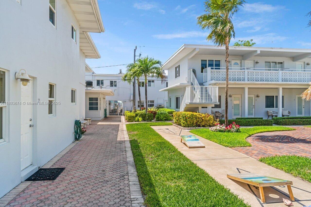 FRENCH LEAVE WEST CONDO - Residential Lease