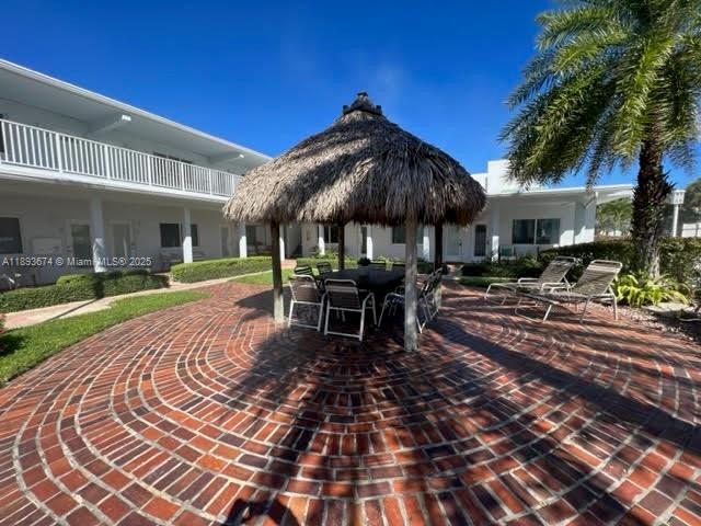 FRENCH LEAVE WEST CONDO - Residential Lease
