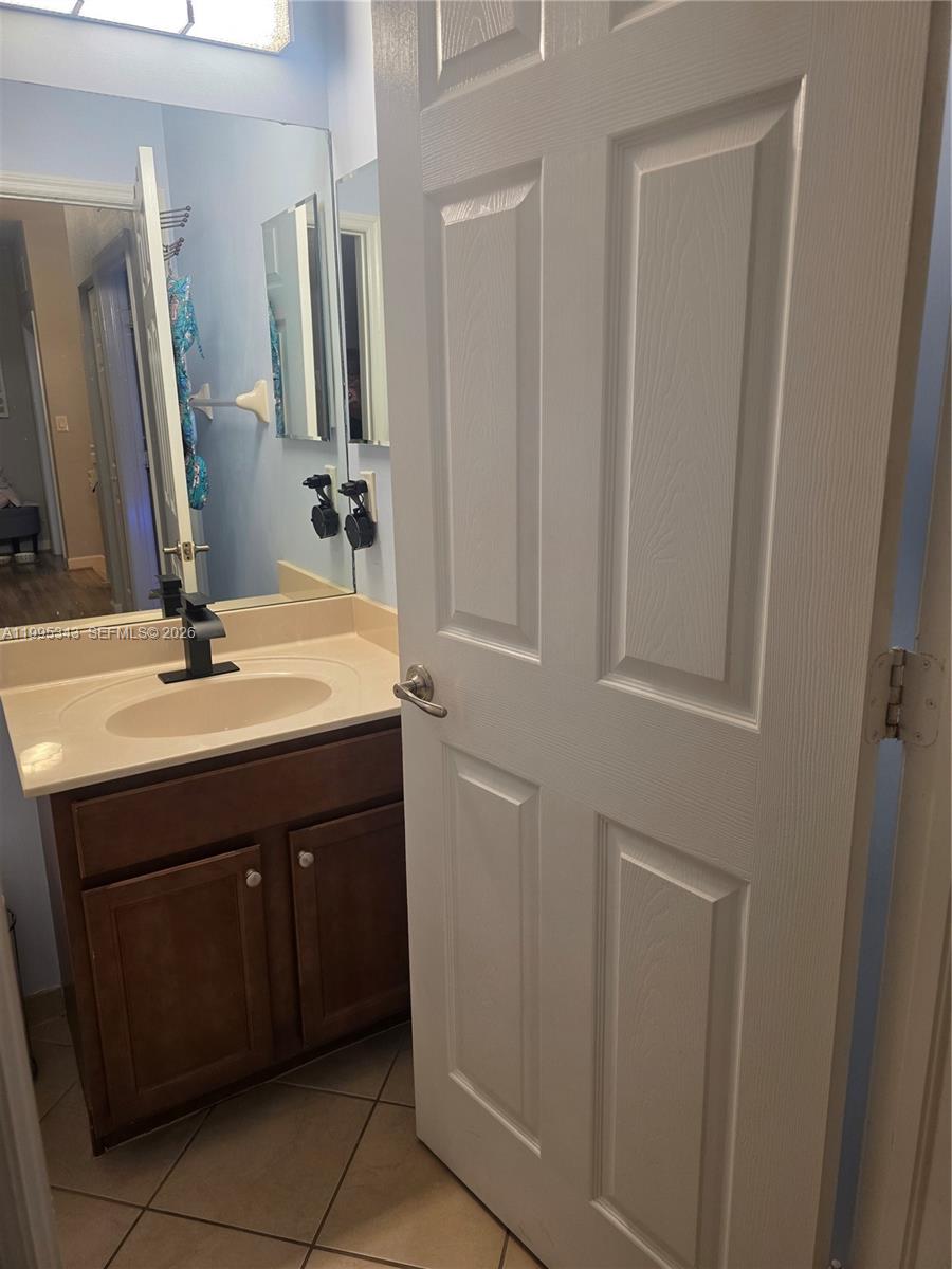 SILVER PALM EAST SEC TWO - Residential