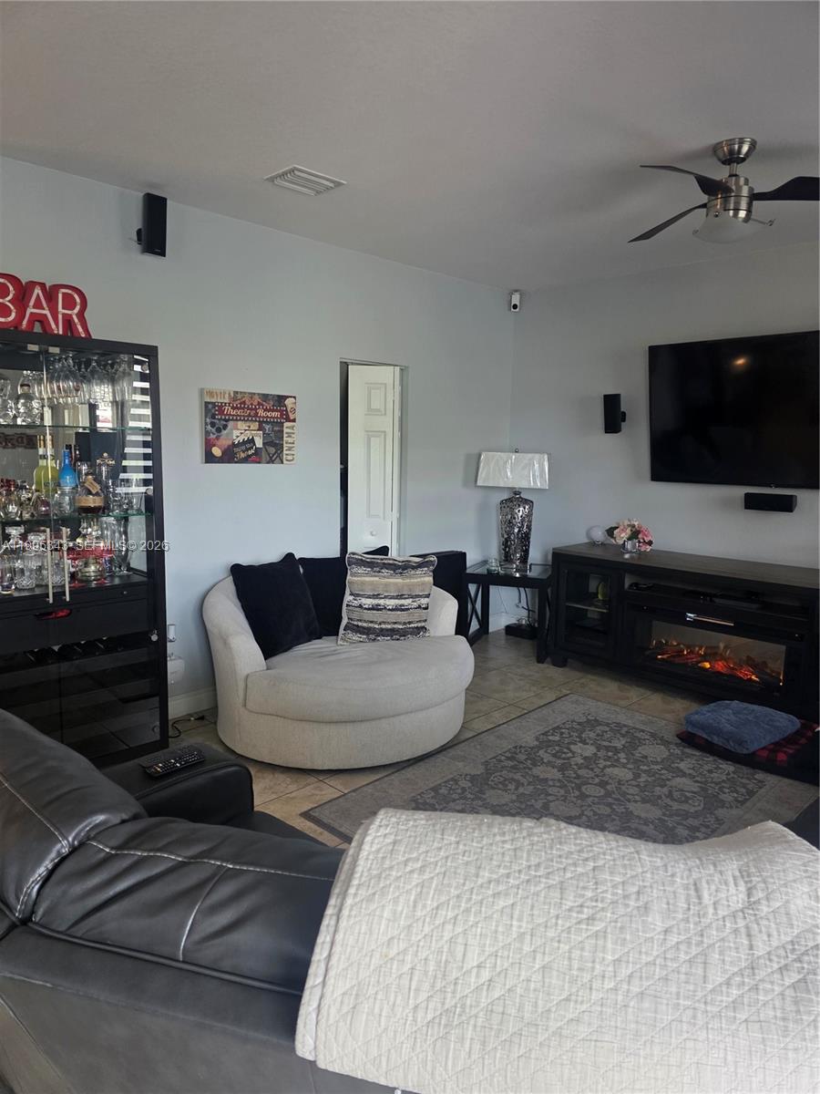 SILVER PALM EAST SEC TWO - Residential