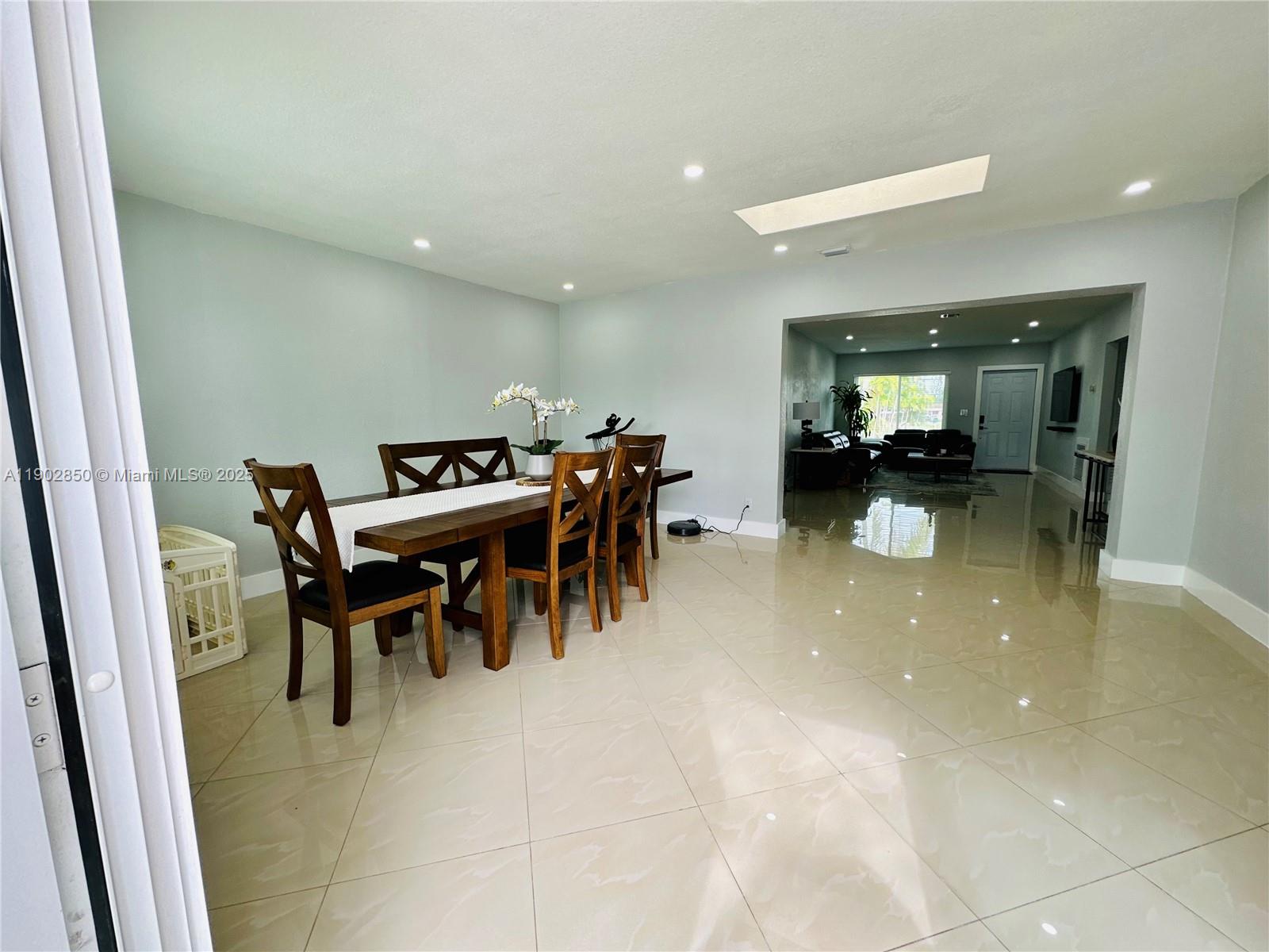 NEW SO MIAMI HEIGHTS SEC - Residential