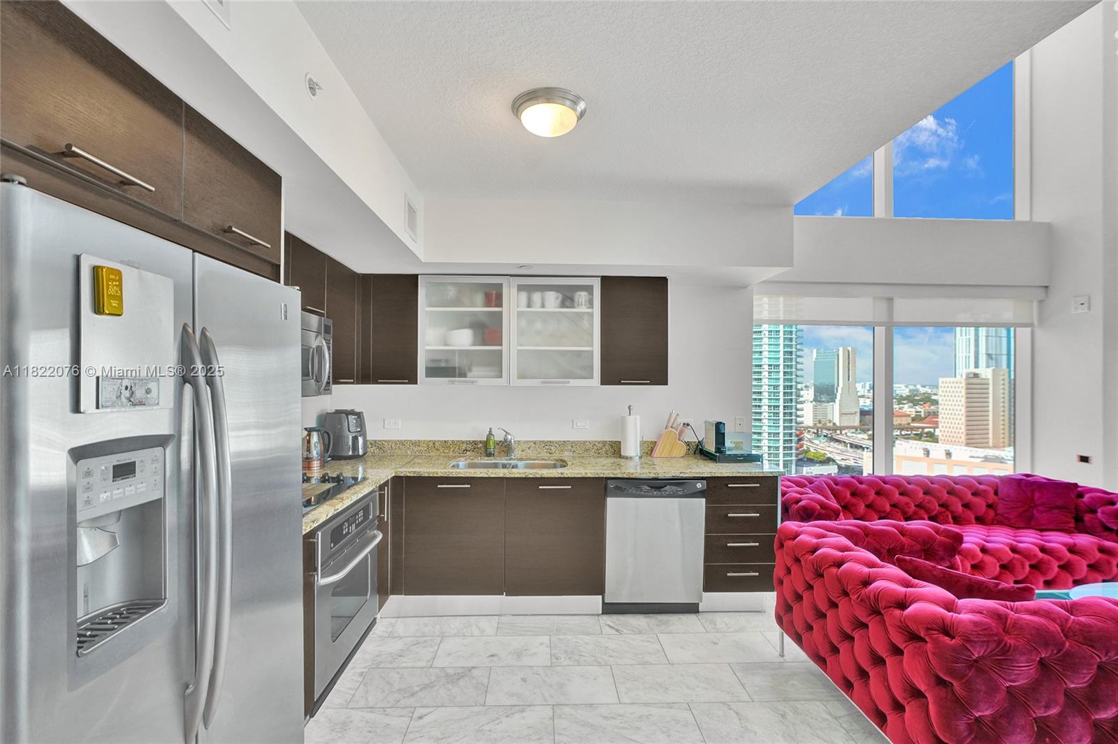 41 SE 5th St 1317