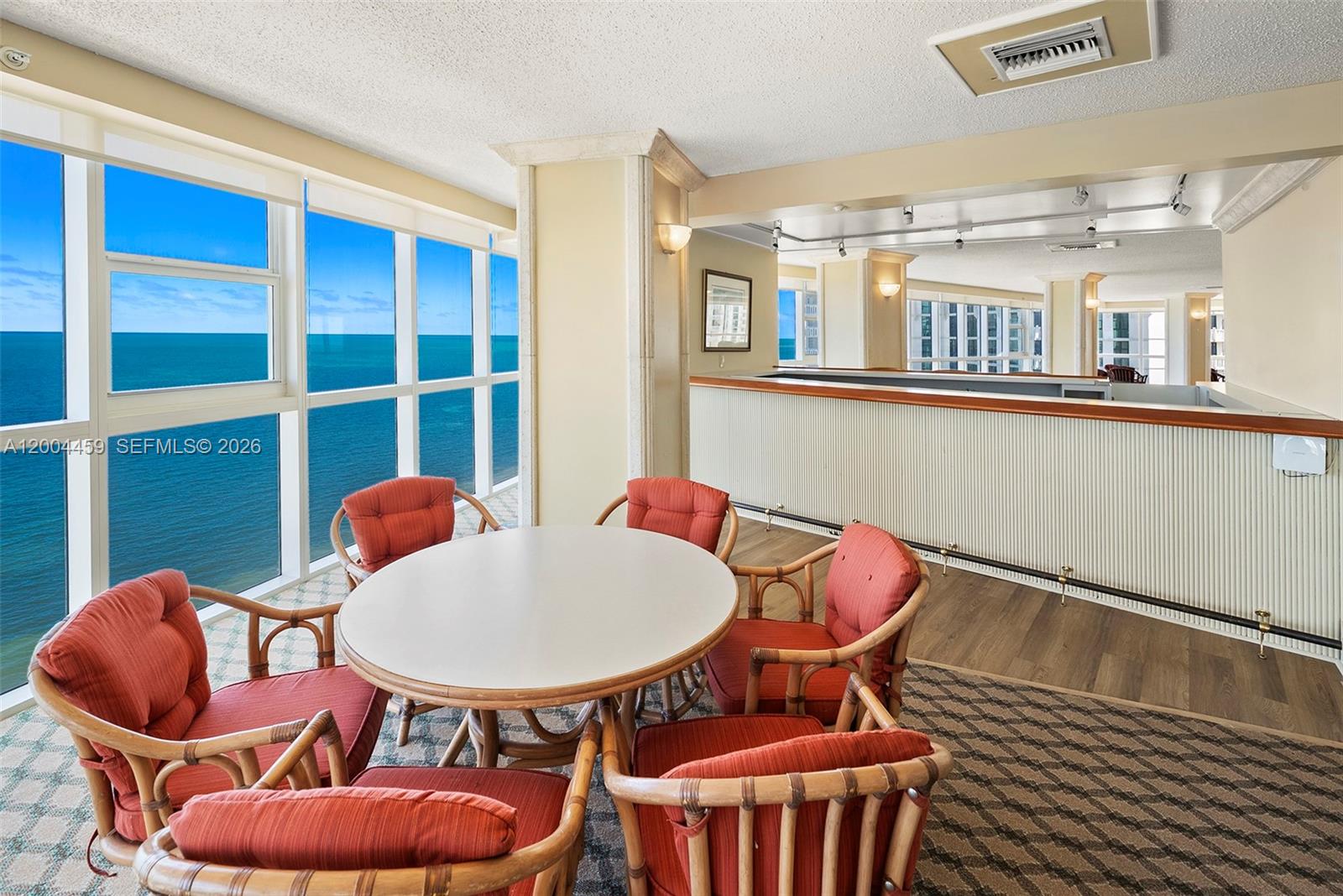 MAR-AZUL CONDO - Residential