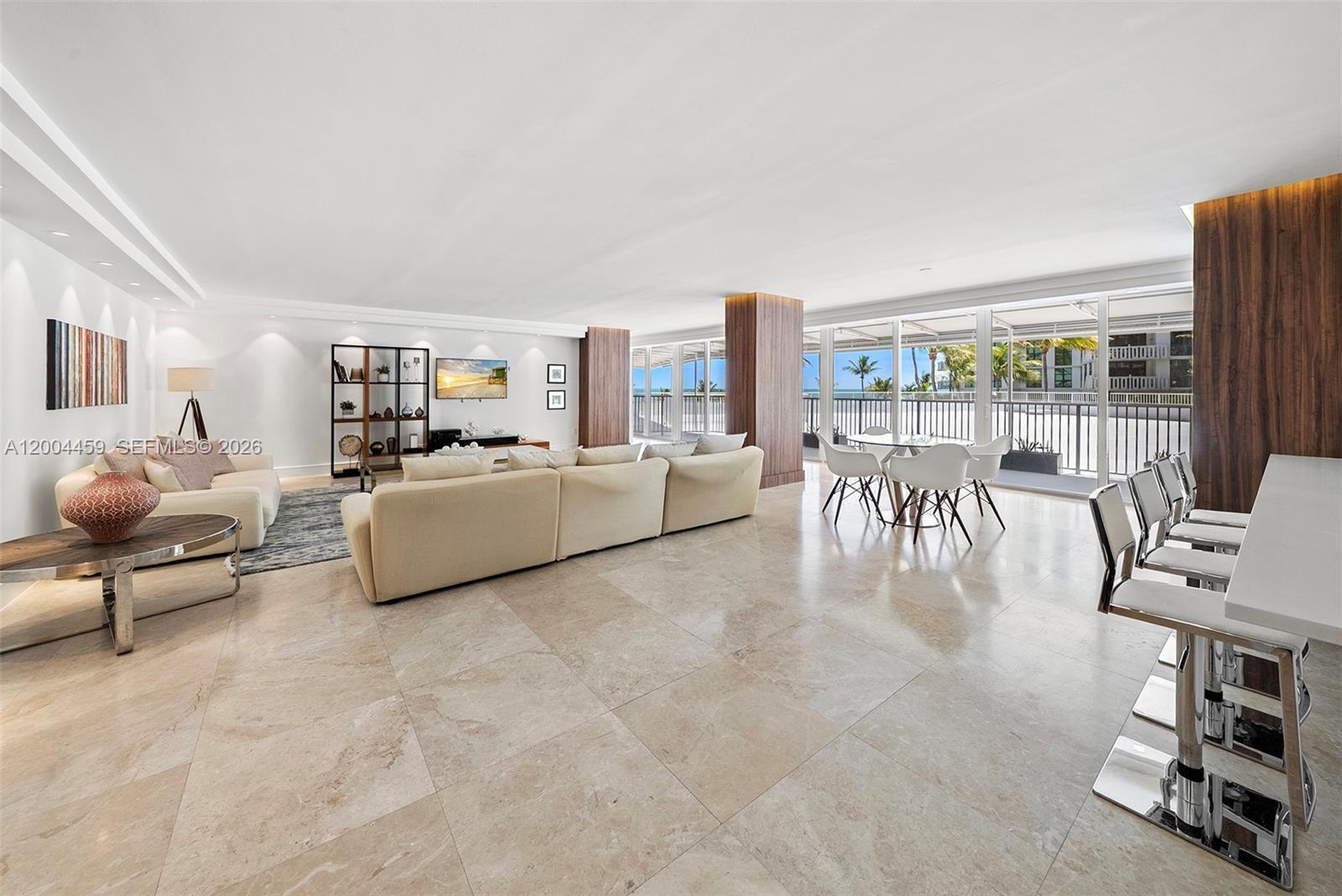 600 Grapetree Dr 3BS