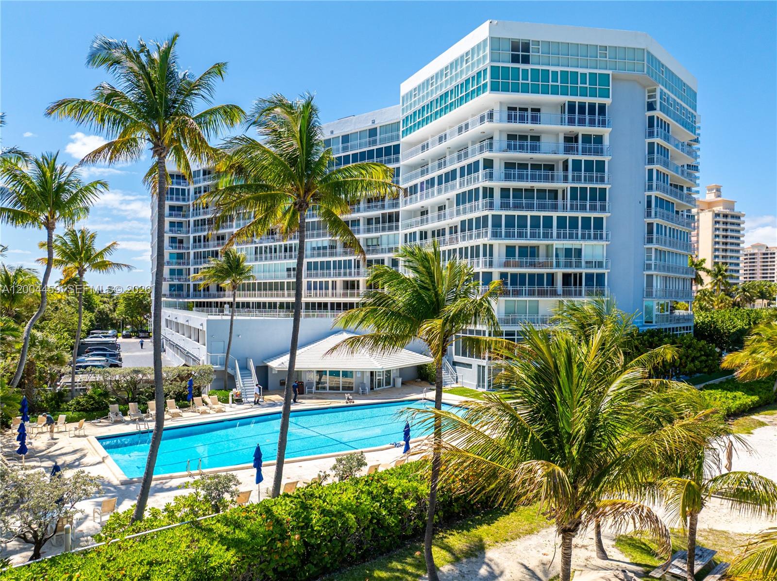 MAR-AZUL CONDO - Residential
