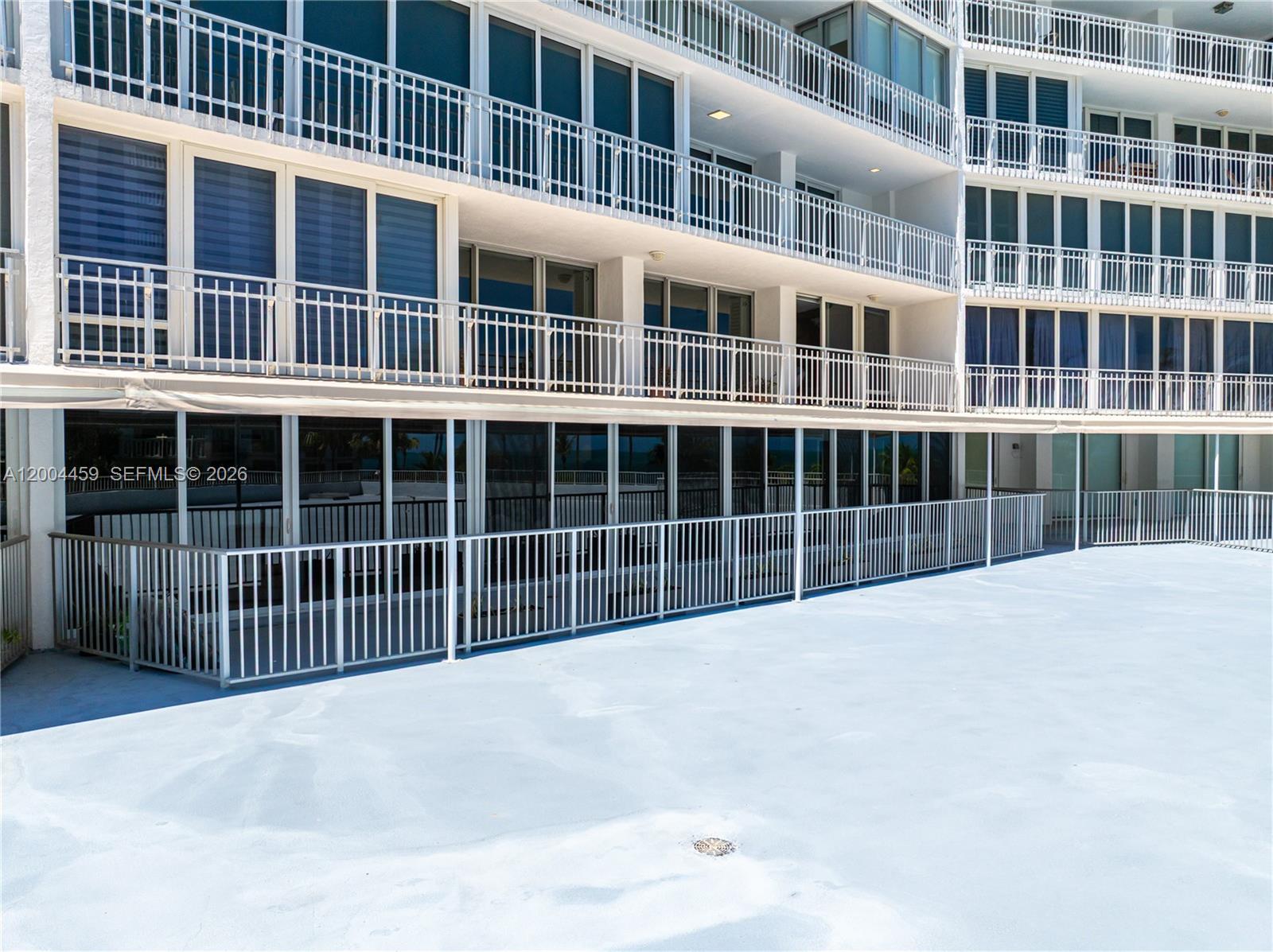 MAR-AZUL CONDO - Residential