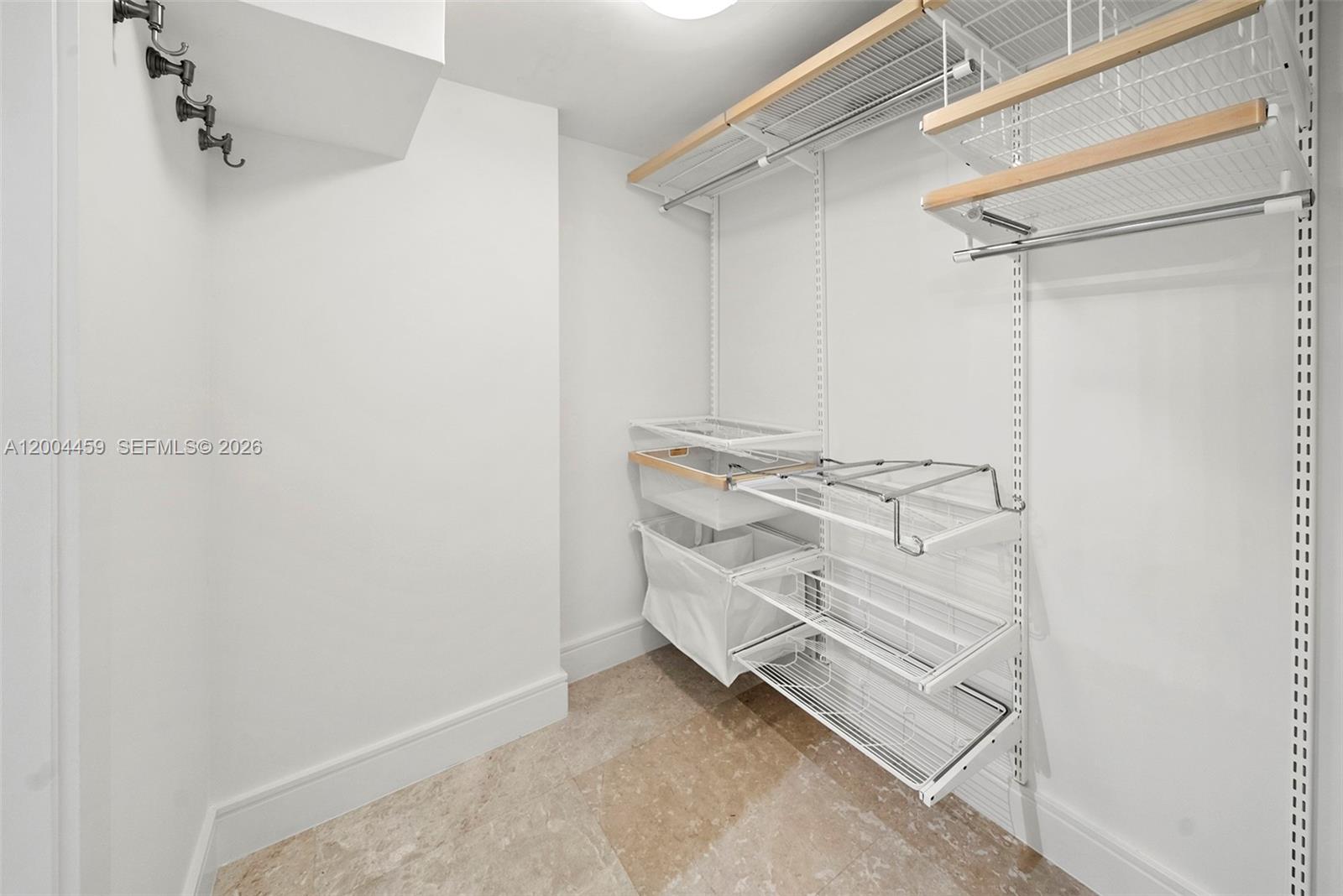 MAR-AZUL CONDO - Residential
