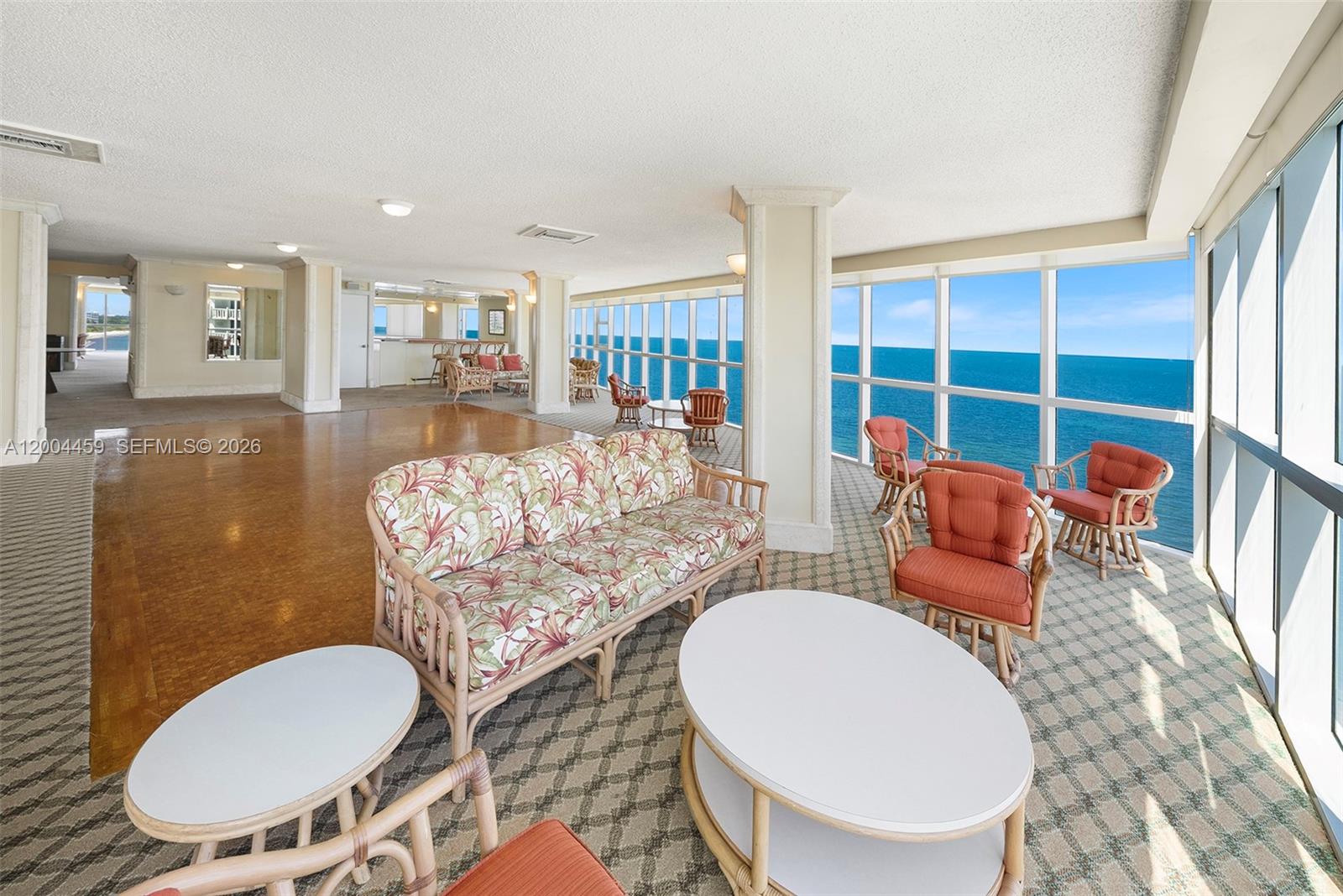 MAR-AZUL CONDO - Residential