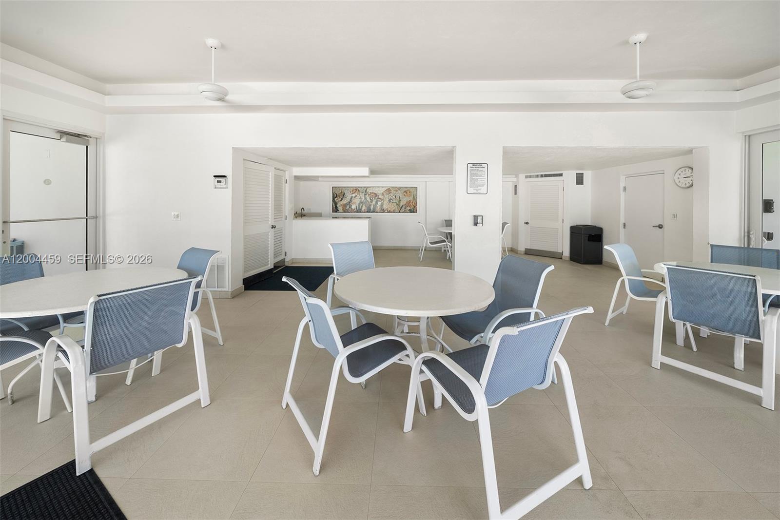 MAR-AZUL CONDO - Residential