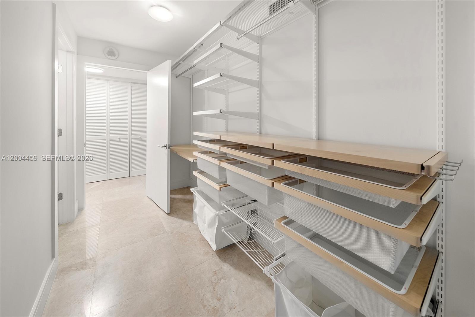 MAR-AZUL CONDO - Residential