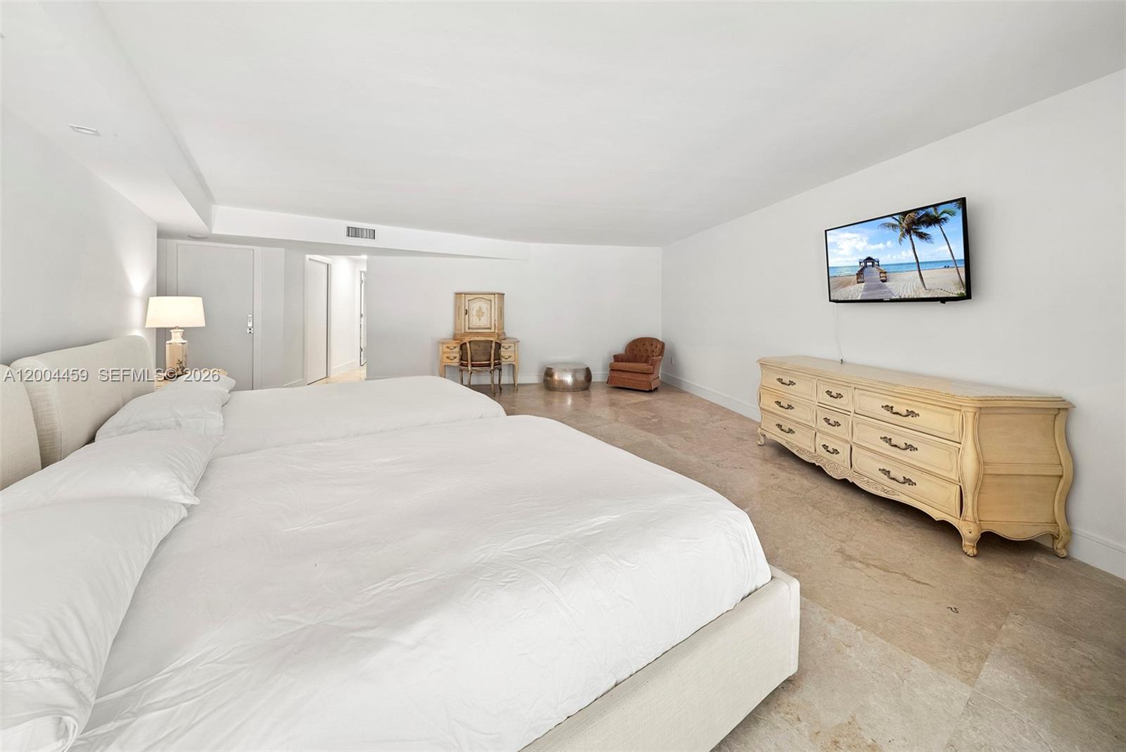 MAR-AZUL CONDO - Residential